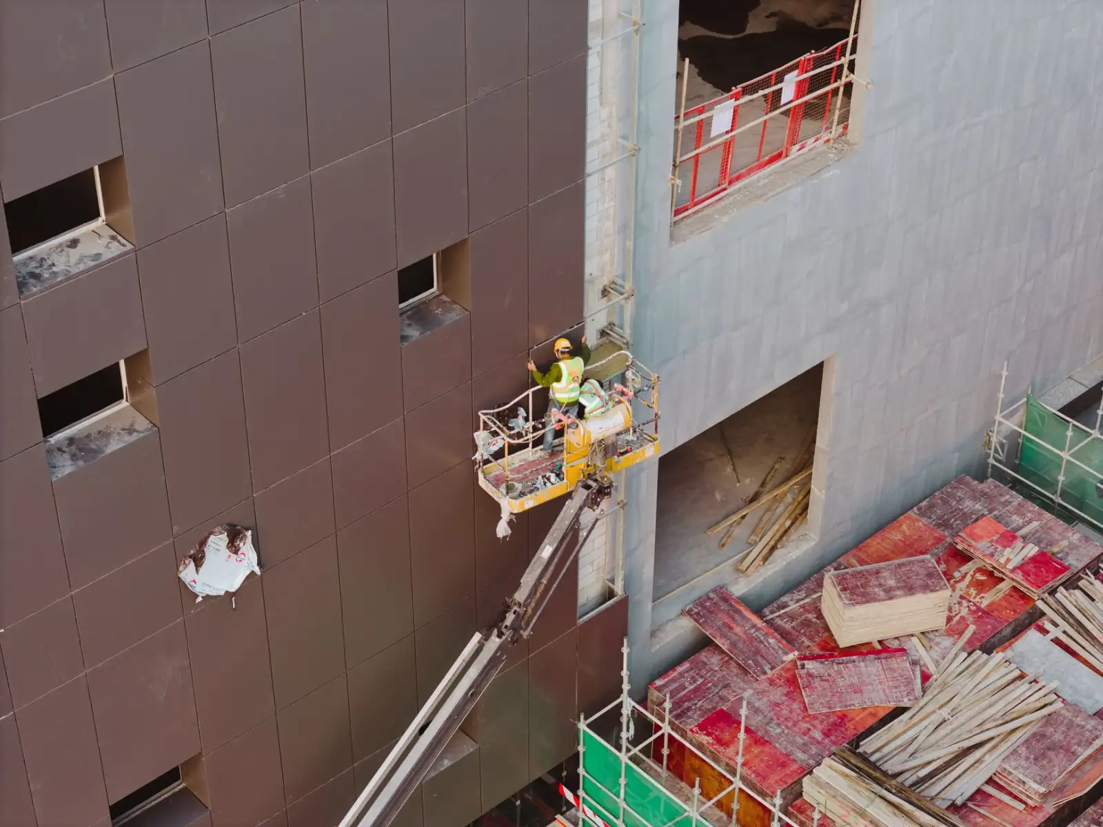 河南万安城建集团：房建与市政工程总承包的双轮驱动实践正文配图 1