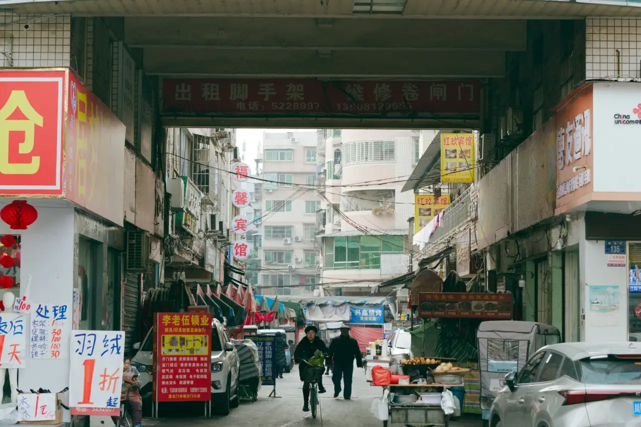 房建与市政工程总承包方案对比：河南万安城建集团服务要点