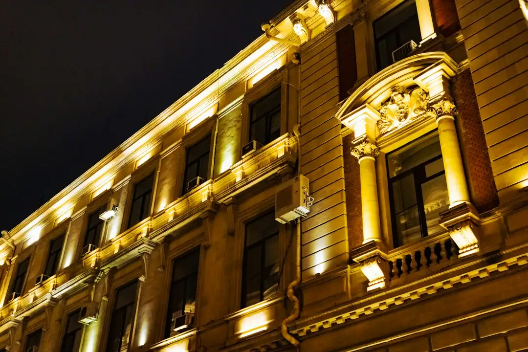 建筑工程总承包与分项发包模式在河南市政项目中的适用性对比